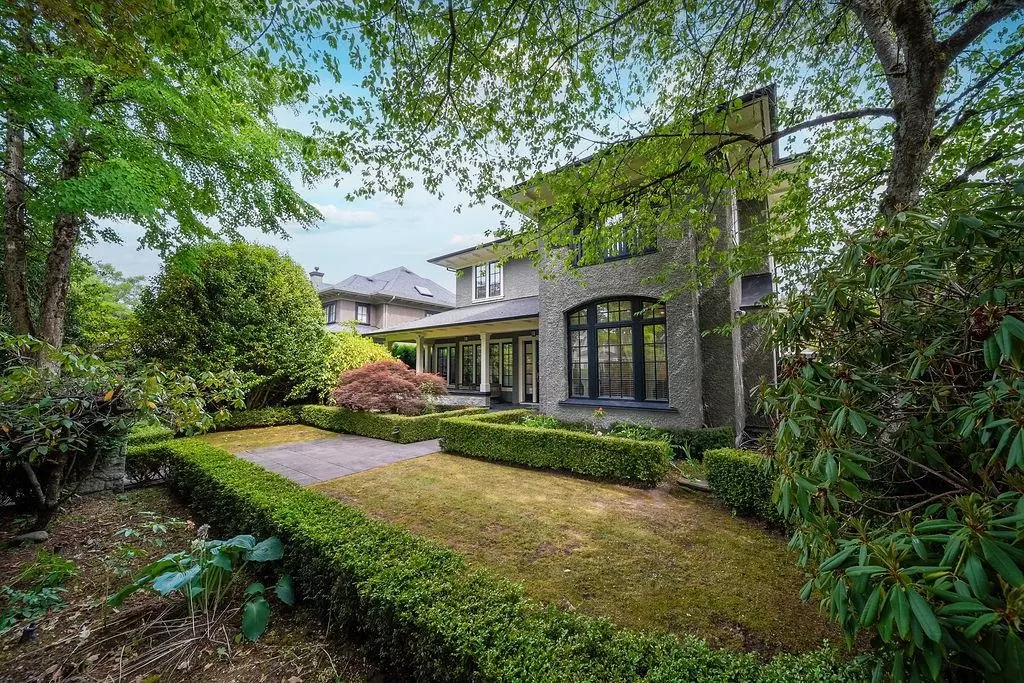 Family Room Photo of 2599 W 36th Avenue, Vancouver, BC