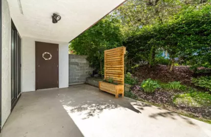 Mudroom Photo of 105 1520 Vidal Street, White Rock, BC