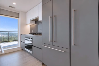 Kitchen Island Photo of 3405 2135 Springer Avenue, Burnaby, BC