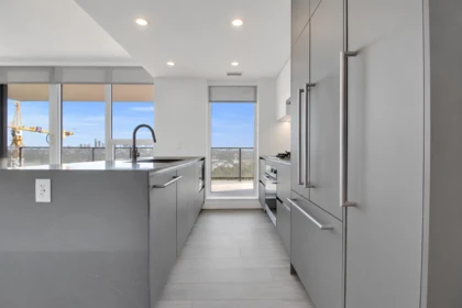 Kitchen Photo of 3405 2135 Springer Avenue, Burnaby, BC