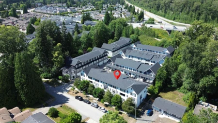 Community Amenities Photo (Clubhouse) of 5 16357 15 Avenue, Surrey, BC