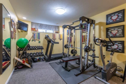 Garage Interior Photo of 34908 Millar Crescent, Abbotsford, BC