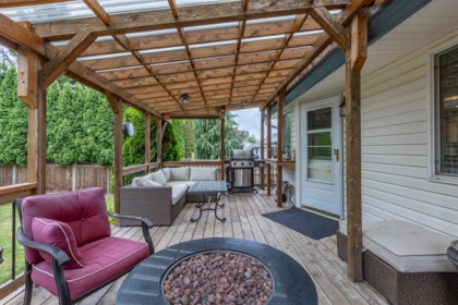 Hot Tub / Spa Photo of 34908 Millar Crescent, Abbotsford, BC