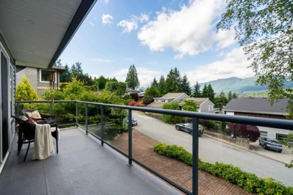 Kitchen Photo of 550 Yale Road, Port Moody, BC