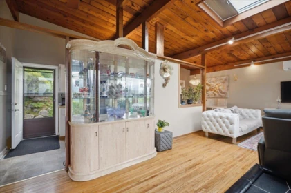 Breakfast Nook Photo of 2206 Pinecrest Avenue, Coquitlam, BC