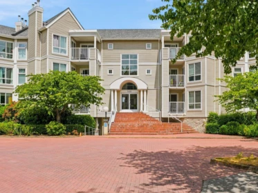 117 7437 Moffatt Road, Richmond, BC, Richmond — Apartment/Condo for sale