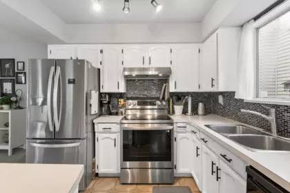 Kitchen Island Photo of 11761 81a Avenue, Delta, BC