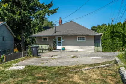 Backyard Photo of 2821 276 Street, Langley, BC