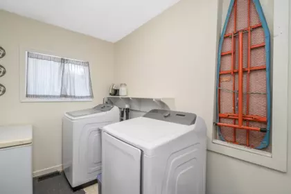 Basement Recreation Room Photo of 2821 276 Street, Langley, BC