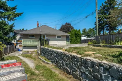 Outdoor Kitchen Photo of 2821 276 Street, Langley, BC