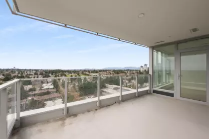 1802 9675 King George Boulevard, Surrey, BC, Surrey — Apartment/Condo for sale