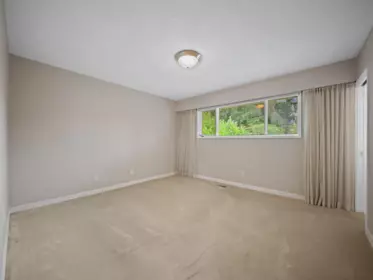 Hallway Photo of 34206 Woodbine Crescent, Abbotsford, BC