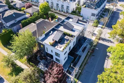 Backyard Photo of 4516 Heather Street, Vancouver, BC