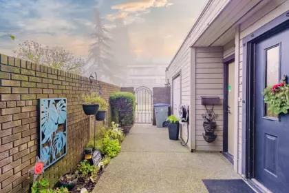 3603 Nico Wynd Drive, Surrey, BC, Surrey — Townhouse for sale