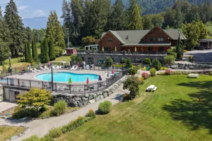 52 53480 Bridal Falls Road, Rosedale, BC, Rosedale — Single Family Residence for sale