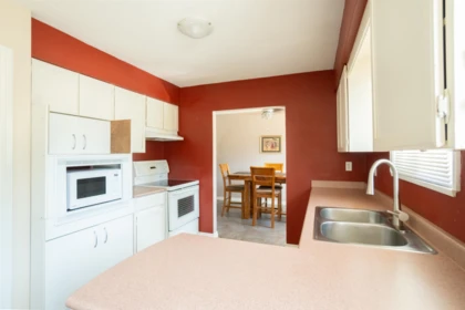 Breakfast Nook Photo of 2930 Sefton Street, Port Coquitlam, BC