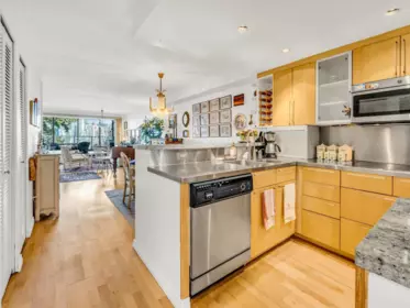 201 1024 W 7th Avenue, Vancouver, BC, Vancouver — Townhouse for sale