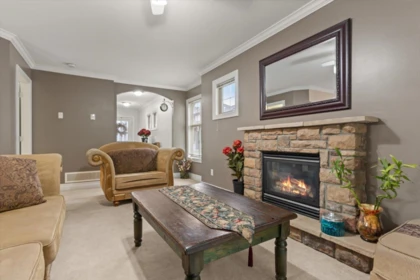 Kitchen Island Photo of 49 6887 Sheffield Way, Chilliwack, BC