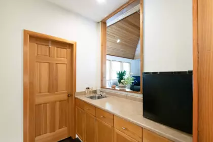 Breakfast Nook Photo of 6979 Sechelt Inlet Road, Sechelt, BC