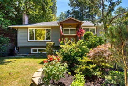 517 Ailsa Avenue, Port Moody, BC, Port Moody — Single Family Residence for sale