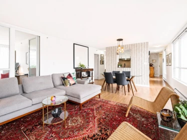 302 1228 Marinaside Crescent, Vancouver, BC, Vancouver — Apartment/Condo for sale
