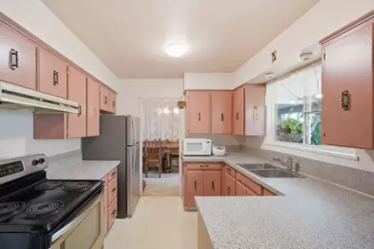5480 Cathay Road, Richmond, BC, Richmond — Single Family Residence for sale