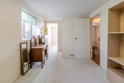 Hallway Photo of 434 Alouette Drive, Coquitlam, BC