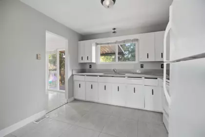 Breakfast Nook Photo of 32082 Austin Avenue, Abbotsford, BC