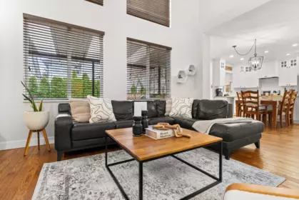 Breakfast Nook Photo of 14918 59 Avenue, Surrey, BC