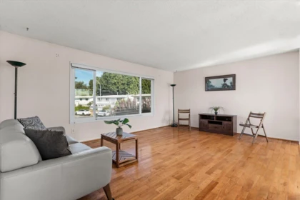 Breakfast Nook Photo of 46702 Arbutus Avenue, Chilliwack, BC
