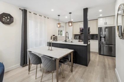Breakfast Nook Photo of 7 848 W 16th Street, North Vancouver, BC