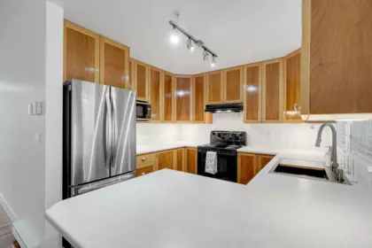 Primary Bedroom Photo of 211 15350 16a Avenue, Surrey, BC