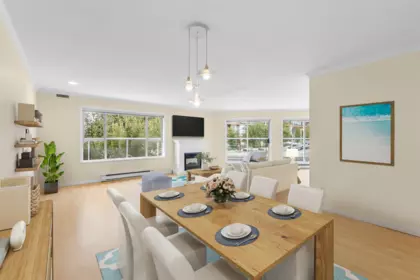 209 1378 George Street, White Rock, BC, White Rock — Apartment/Condo for sale