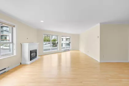 Kitchen Island Photo of 209 1378 George Street, White Rock, BC