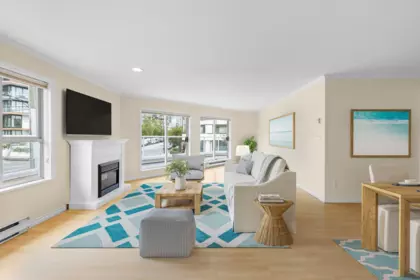 209 1378 George Street, White Rock, BC, White Rock — Apartment/Condo for sale