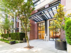 502 977 Mainland Street, Vancouver, BC