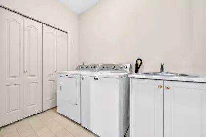 Guest Bathroom Photo of 6215 Dunsmuir Crescent, Richmond, BC