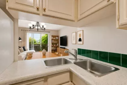 Dining Area Photo of 101 2240 Wall Street, Vancouver, BC