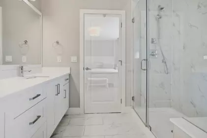 Hallway Photo of 6071 145b Street, Surrey, BC