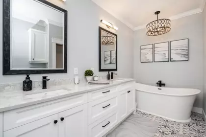 Guest Bathroom Photo of 55 3355 Morgan Creek Way, Surrey, BC