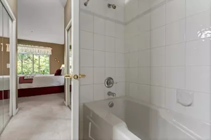 Hallway Photo of 46 5708 208 Street, Langley, BC