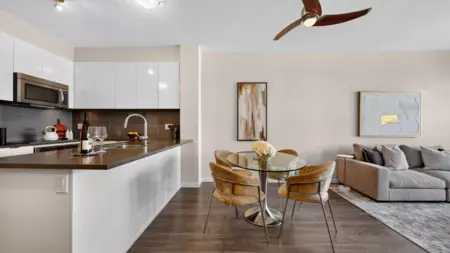 Kitchen Photo of 515 2665 Mountain Highway, North Vancouver, BC