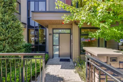 8 8567 204 Street, Langley, BC, Langley — Townhouse for sale