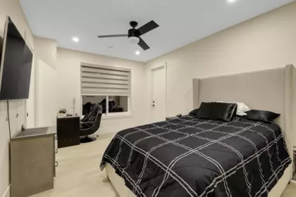 Basement Recreation Room Photo of 14840 89 Avenue, Surrey, BC