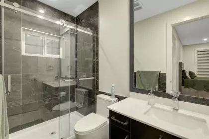 Hallway Photo of 14840 89 Avenue, Surrey, BC