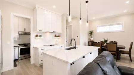 Kitchen Island Photo of 4440 Stephen Leacock Drive, Abbotsford, BC