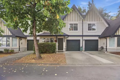Breakfast Nook Photo of 6 18883 65 Avenue, Surrey, BC