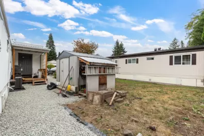 Front Yard Photo of 32 21163 Lougheed Highway, Maple Ridge, BC
