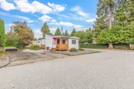 32 21163 Lougheed Highway, Maple Ridge, BC