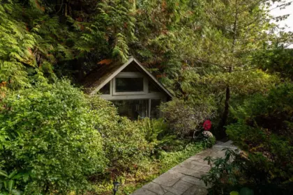 Backyard Photo of 4052 Marine Drive, West Vancouver, BC